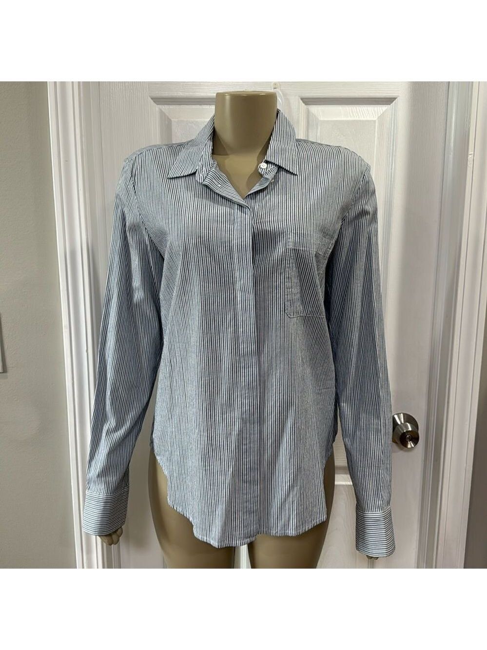 VINCE. STRIPE COTTON SHIRT